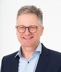 RA Dr. Christian Halm Lehrbeauftragter Für Agrarrecht an der Universität Hohenheim